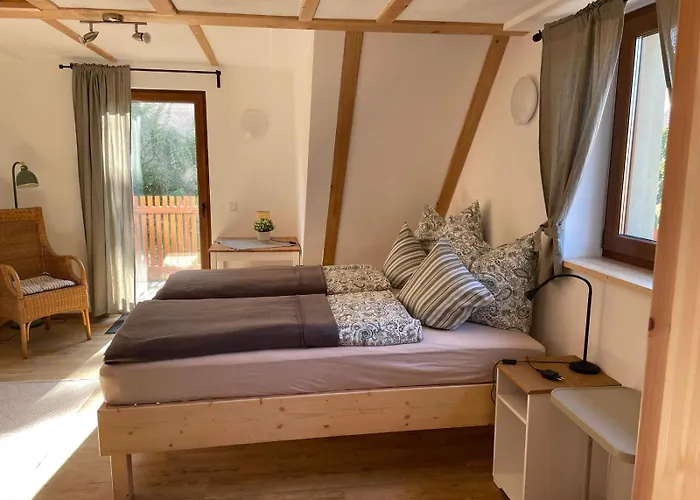 Landgut Seebuehne - Mit Seeblick Im Steigerwald Vestenbergsgreuth